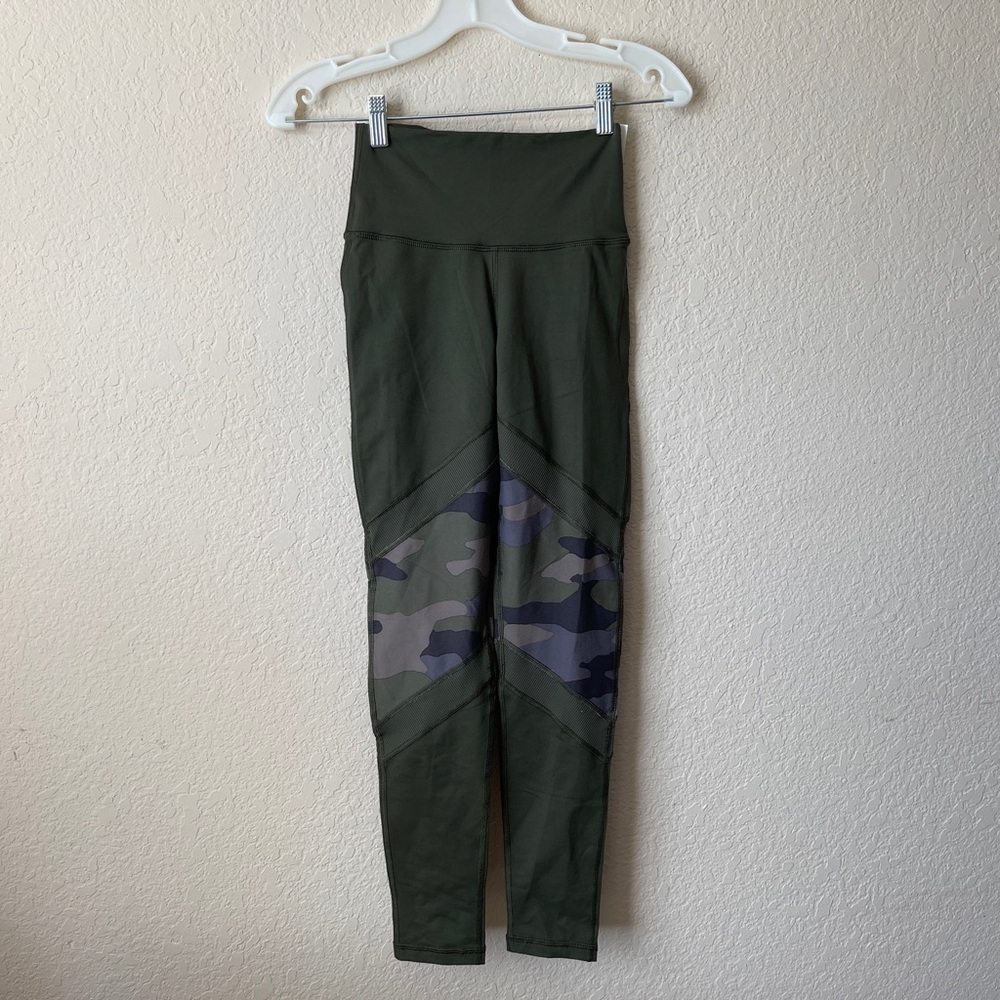 Offline by Aerie the Hugger Leggings Size Small NWT